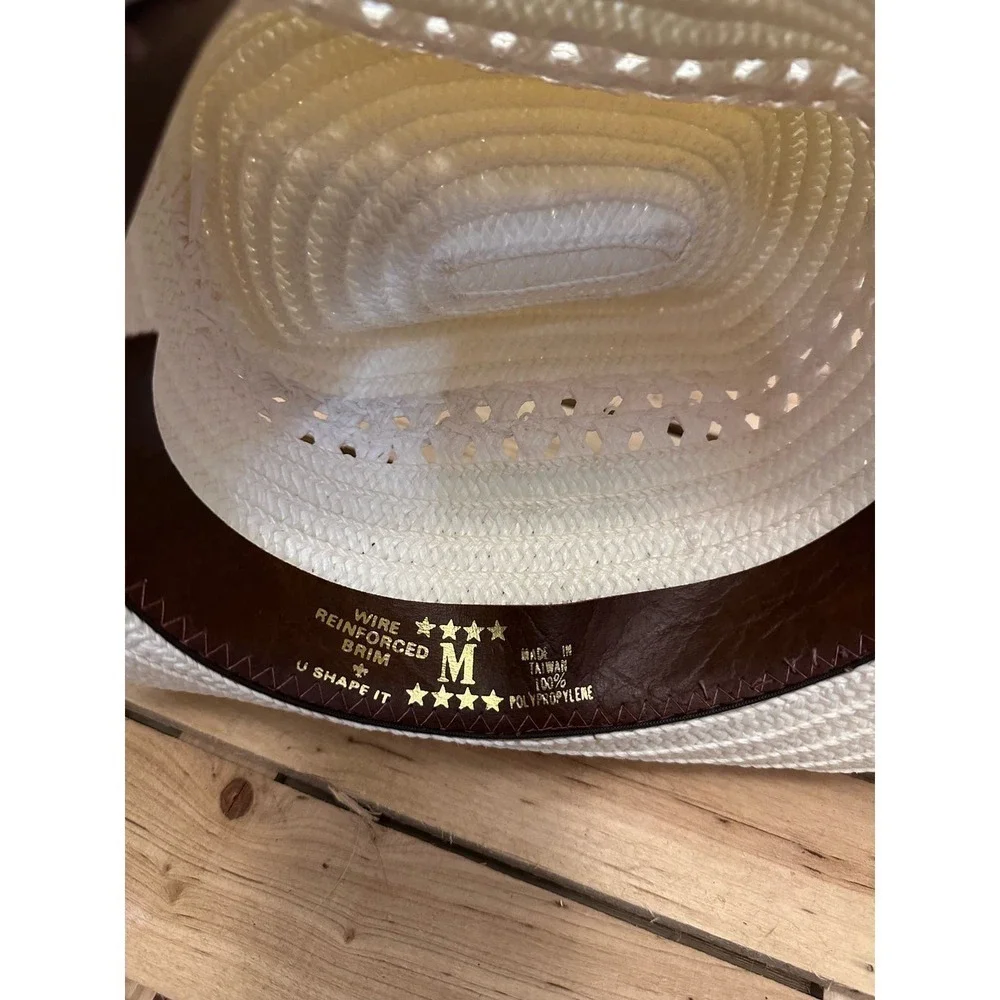 M brand hat, Wire reinforced brim.